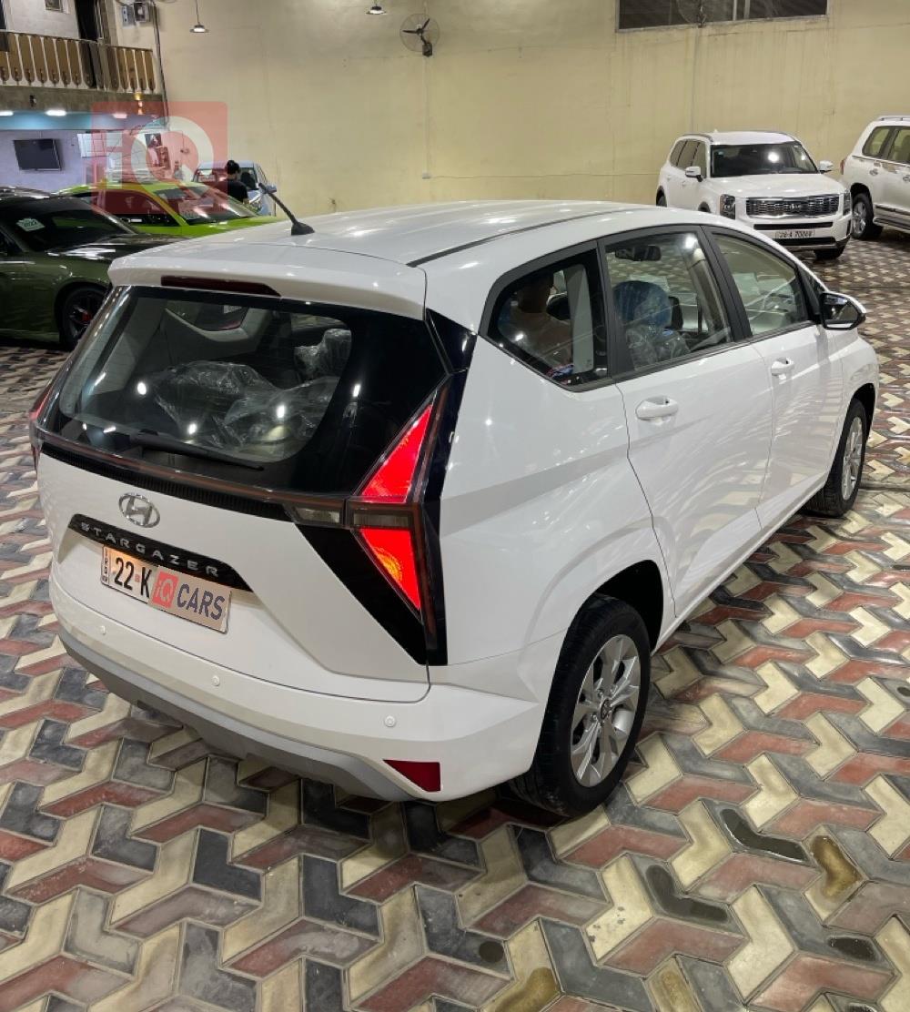 Hyundai Stargazer
